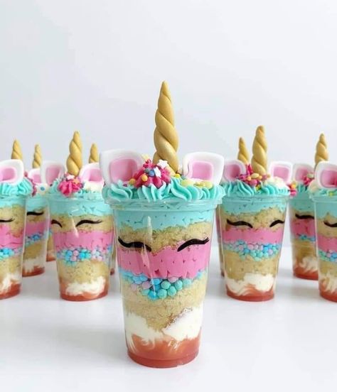 Paper Crafts Magazine, Unicorn Themed Birthday Party, Dessert Cups, Unicorn Party, Birthday Party Themes, Donuts, Birthday Party, Paper Crafts, Cake