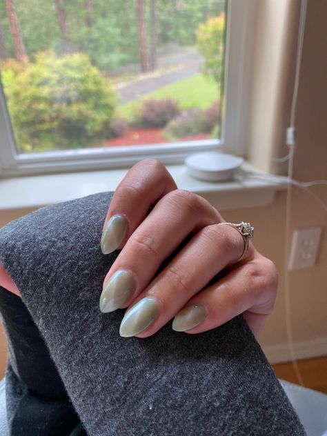 Sage Jelly Nails, Sage Green Cat Eye Nails, Light Green Cat Eye Nails, Light Sage Green Nails, Cat Eye Nails Green, 444 Nails, Green Jelly Nails, Green Cat Eye Nails, Quince Outfit