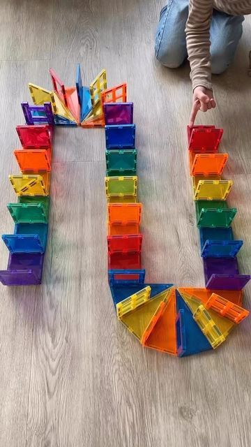 Cool Magnatile Builds, Magnatiles Ideas Printable, Magnatile Activities, Picasso Tiles Building Ideas, Magnatiles Ideas For Kids, Magnatile Builds, Magnatiles Ideas, Magnet Tiles, Magnet Activities