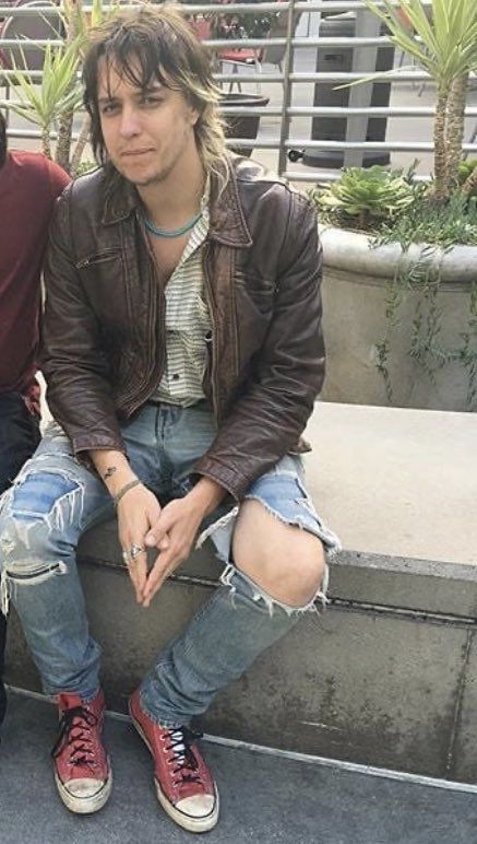 Julian Casablancas Style, Julian Casablancas Fashion, Julian Casablancas Girlfriend, Julian Casablancas Hair, Julian Casablancas Funny, Julian Casablancas Leather Jacket, King Julian, Alt Fits, Juju On That Beat