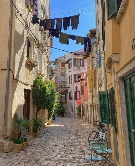 Portorosso Italy, Italian Village Aesthetic, European Neighborhood, Italian Buildings, European Streets, Dramatic Background, Europe Street, Mediterranean Aesthetic, Greek Paintings