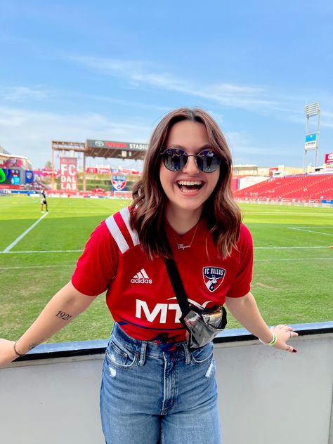 #jersey #dallas #fcdallas #gameday #soccer #mls Mls Soccer Game Outfit, Styling A Soccer Jersey, Outfits With Soccer Jerseys Women, Mexico Soccer Game Outfit Women, Styling Soccer Jersey Women, Women’s Soccer Jersey Outfit, Soccer Game Outfit Women, Soccer Jersey Outfit Women, Soccer Game Outfits