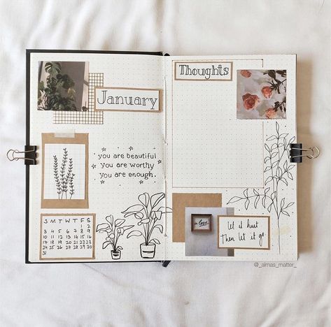 January Journal Ideas, January Bullet Journal, Bullet Journal Setup, Bullet Journal Paper, Bulletin Journal Ideas, Diy Journal Books, Bullet Journal Mood, Scrapbook Book, Bullet Journal Aesthetic