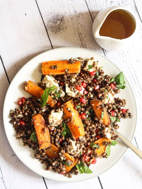 Beluga Lentils Recipes, Black Lentil Salad, Roast Carrots, Lentils Recipes, Lentil Salad Recipes, Kale Quinoa, Quinoa Pasta, Honey Roasted Carrots, Satisfying Salads