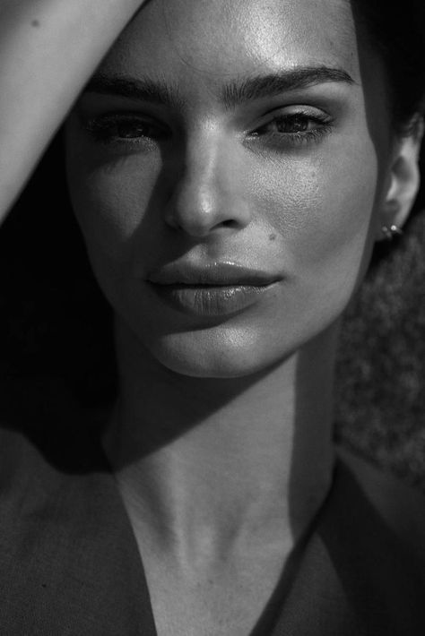 Emily Ratajkowski Photoshoot, Emrata Instagram, Alyssa Miller, Emily Ratajkowski Style, Nyc Photoshoot, Mahershala Ali, Times Magazine, Model Inspo, Time Magazine