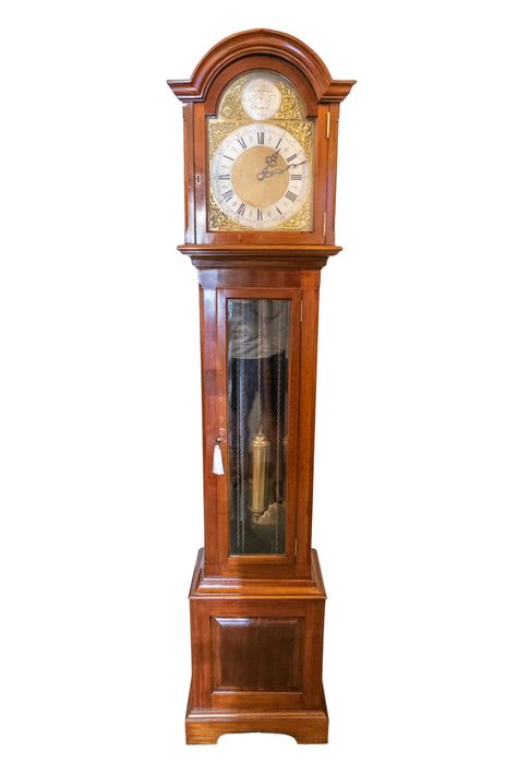 Grandmother Clock, House Items, Grandfather Clock, European History, Antique Wall Clock, Antique Photos, Antique Shops, Antique Furniture, Bungalow