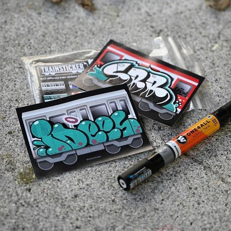 Street Sketch, Graffiti Supplies, Spiderman Painting, Markers Drawing Ideas, Graffiti Text, Bloodborne Art, Love Graffiti, Graffiti Words, Graffiti Lettering Fonts