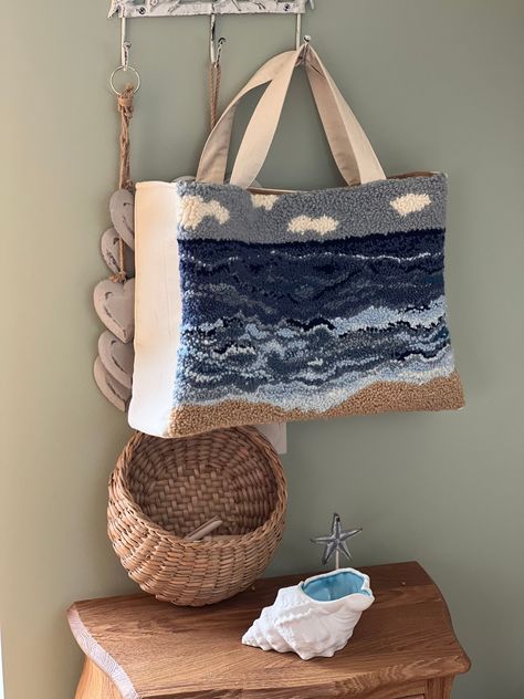 Punch Needle Bag Diy, Nidle Punch, Seascape Embroidery, Tufted Bag, Rug Hooks, Punch Needle Tote Bag, Punch Needle Bag, Embroidery Punch Needle, Ocean Bag