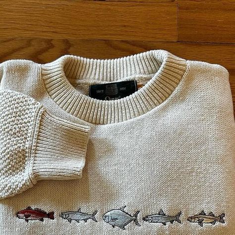 𝐕𝐢𝐧𝐭𝐚𝐠𝐞 𝐓𝐫𝐨𝐮𝐭𝐬 on Instagram: "Orvis Saltwater Fish Sweater  Available 2.25 11am EST at vintagetrouts.com" Fish Themed Outfit, Elle Core, Fish Sweater, Animal Sweater, Streetwear Inspo, 2024 Outfits, Saltwater Fish, Embroidery Sweater, Croft And Barrow