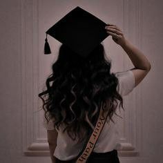 Graduation Photography Poses, Actress Hairstyles, I Love You God, Graduation Photography, College Work, Academic Motivation, Favorite Book Quotes, Highschool Aesthetic, Princess Aesthetic