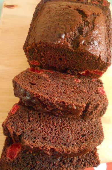 Chocolate Cherry Bread, Cherry Quick Bread, Cherry Bread Recipe, Chocolate Cherry Pie, Buns Recipe Easy, Tea Breads, Loaf Breads, Cherry Bread, Bread Chocolate