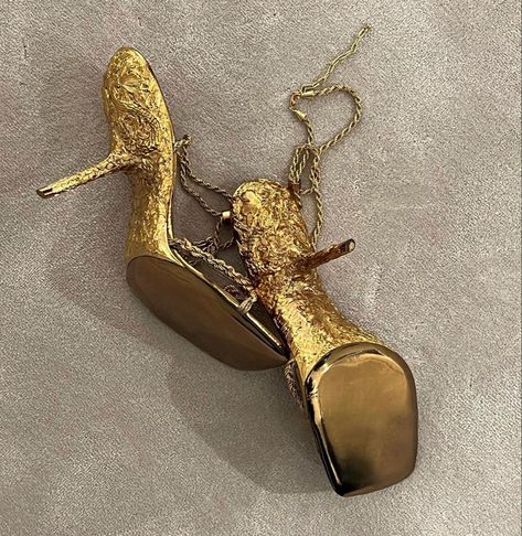 2023 Shoes, Heels Aesthetic, 6 Inch Heels, Cinderella Shoes, Chic Earrings, Aesthetic Shoes, Ferragamo Shoes, Gold Heels, Shoe Closet