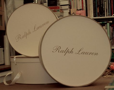 Hat boxes made for Ralph Lauren window display. Satin ribbon for handles.                                                                                                                                                     Más Ralph Lauren Hat, Branded Shopping Bags, Vintage Hat Boxes, Ralph Lauren Hats, Pretty Hats, Hat Boxes, Hat Box, Pretty Box, Christmas Gift Box