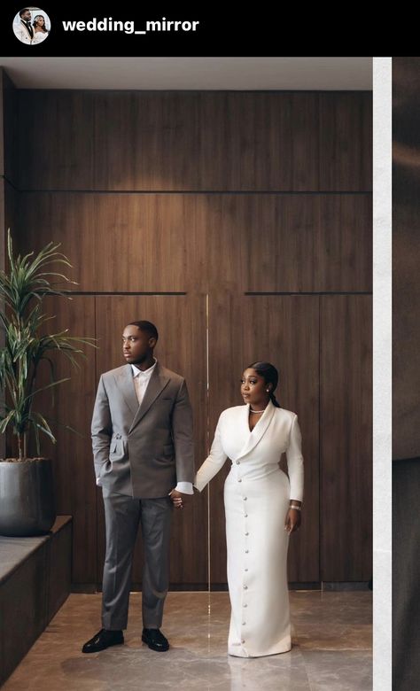 Court Wedding Pictures Photo Ideas, Chic Courthouse Wedding, Civil Wedding Photoshoot, Tableau Couple, Simple White Wedding Dress, Weddings Idea, African Print Maxi Skirt, Wedding Portrait Poses, Bridal Styling