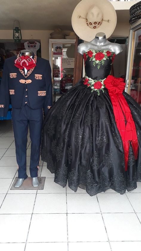 Quincenera Dresses Red, Black Quince Dresses, Quince Stuff, Mexican Stuff, Quincenera Dresses, Quinceanera Centerpieces, Mexican Wedding Dress, Quinceñera Dresses, 15 Dresses Quinceanera