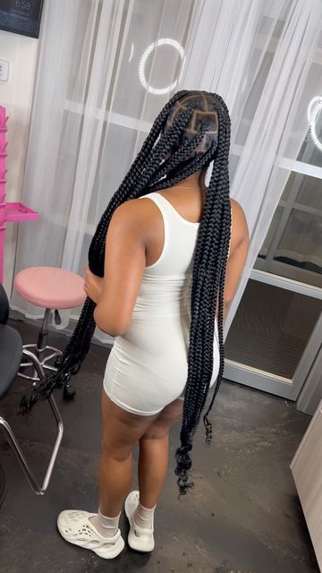 Large Knotless Knee Length, 48 Inch Knotless Braids, Xl Large Knotless Box Braids, Large Knot Less Braids With Curls, Xl Knotless Braids With Curls, Large Knotless Thigh Length, Large Knotless Layout, Jump Knotless Braids, Extra Long Jumbo Knotless Braids