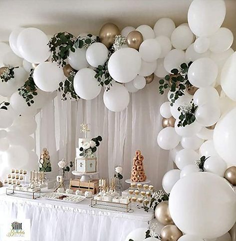 White Gold Dessert Table, White And Gold Balloon Garland, Balloons For Baby Shower, Baptism Party Decorations, Gold Balloon Garland, Balloons Arch, First Communion Decorations, Communion Decorations, Fest Temaer