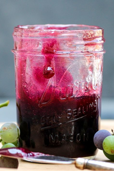 While it's not butter, grape butter is such a delicious jam to make. With vibrant flavors, this sweet topping is perfect for so many things! | wyseguide.com #grapebutter #grapes #grapejam #canning Grape Butter, Grape Jam Recipe, Grape Jam, Grape Uses, Grape Recipes, Grape Jelly, Grape Juice, Jams & Jellies, Jam Recipes