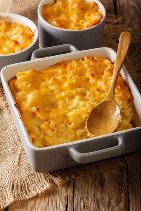 Nigella Mac And Cheese American Mac And Cheese, Cheese Varieties, Macaroni Bake, Mac And Cheese Pasta, Nigella Lawson Recipes, Baked Mac And Cheese Recipe, Easy Mac And Cheese, Baked Dinner, American Recipes