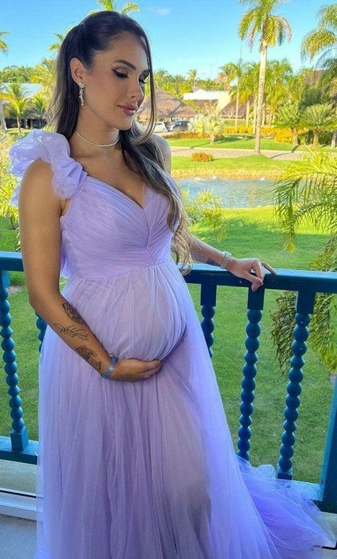 Pregnancy Clothes Dresses, Vestido Color Lila, Lilac Baby Shower, Babyshower Dress, Maternity Shoot Dresses, Vestidos Para Baby Shower, Gender Reveal Dress, Elegant Maternity Dresses, Cute Maternity Dresses