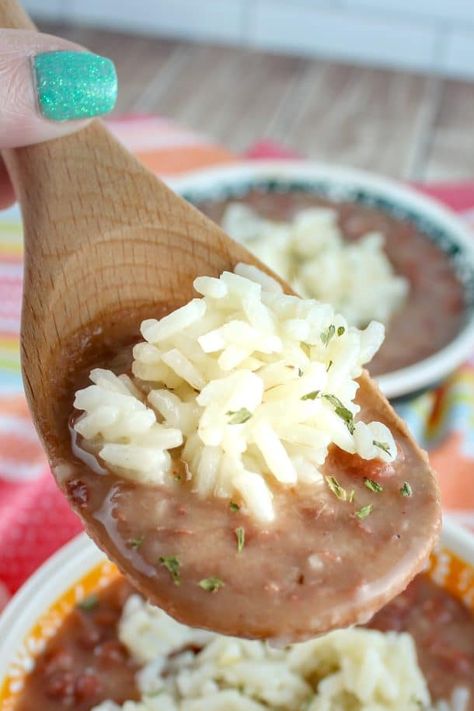 Copycat Popeyes Red Beans and Rice - The Food Hussy Popeyes Rice And Beans, Copycat Popeyes Red Beans And Rice, Popeyes Red Beans And Rice, Popeyes Red Beans, Popeyes Food, Red Beans And Rice Recipe Easy, Vegetarian Meatloaf, Red Beans And Rice Recipe, Red Beans Rice