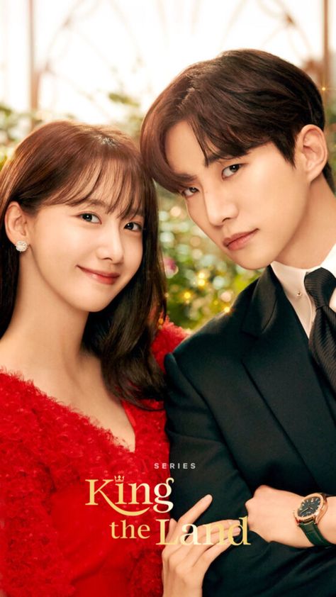 King The Land Kdrama, Hotel King, Netflix Dramas, Korean Drama Series, Korean Drama Romance, King's Landing, Bollywood Couples, Lee Junho, Korean Drama Movies