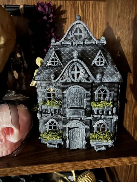 Dollar Tree Houses, Dollar Tree Haunted House, Dollar Tree Crafts Diy, Haunted House Diy, Dollar Tree Halloween, Dollar Tree Fall, Spooky Town, Tree Houses, Halloween Haunted Houses