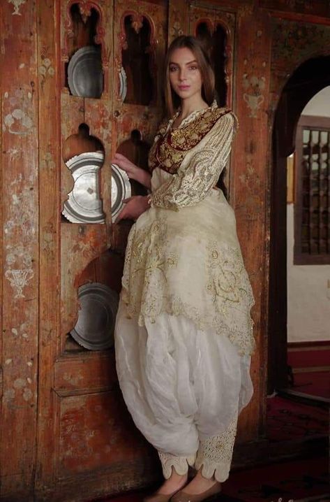 Albania Clothes, Albanian Traditional, Albanian Clothing, Albanian Culture, Folk Clothing, Culture Clothing, European Culture, Traditional Attire, Folk Costume