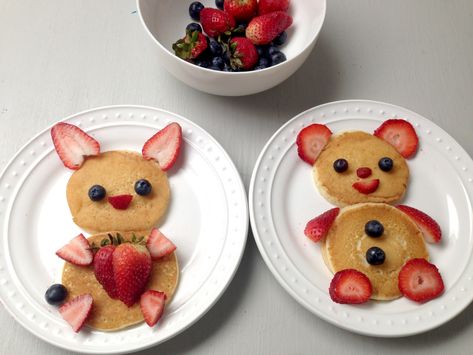 Animal Pancakes, Animal Toast, Animal Shaped Foods, Whimsical Food, Fun Pancakes, Kids Pancakes, Pancake Shapes, Entertaining Kids, Deco Fruit