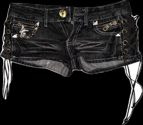 Scenmo Outfits, Grunge Summer Fits, Edgy Grunge Outfits, 2000s Accessories, Goth Shorts, Grunge Skirt, Edgy Grunge, 2000s Fashion Outfits, Swaggy Outfits