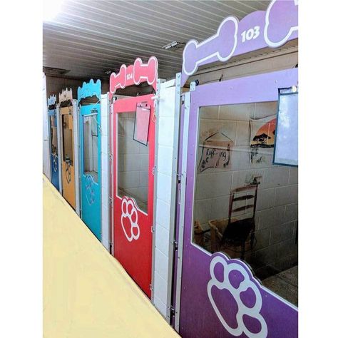 Dog Daycare Business, Dog Restaurant, Kennel Ideas, Doggie Daycare, Dog Grooming Shop, Dog Hotel, Pet Resort, Pet Hotel, Dog Kennels