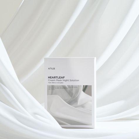 Infused with Korean heartleaf extract, this sheet mask effectively soothes sensitive skin and quells irritation. Amped up by ceramides and panthenol, the sheet mask alleviates and prevents skin dehydration and fortifies the skin barrier. The sheet mask is made using vegan-certified microfibers for optimal absorption of active ingredients into skin. Mask Sheet Package Design, Skin Dehydration, Skin Aesthetics, Sheet Mask, Skin Barrier, Facial Masks, K Beauty, Eye Area, Mask Design