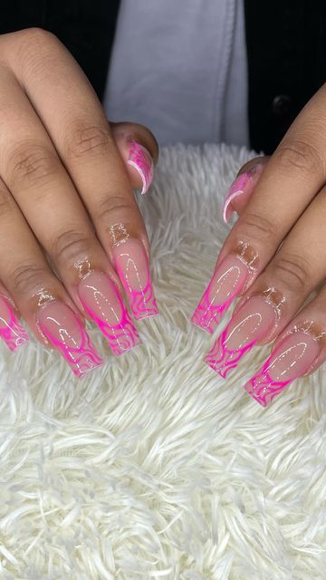 Pink Nails Nicki Minaj, Niki Minaj Nails, Nicki Inspired Nails, Nicki Minaj Nails Design, Nicki Minaj Nails Ideas, Miami Nails Ideas, Nicki Minaj Nails, Nicki Minaj Concert, Dior Nails