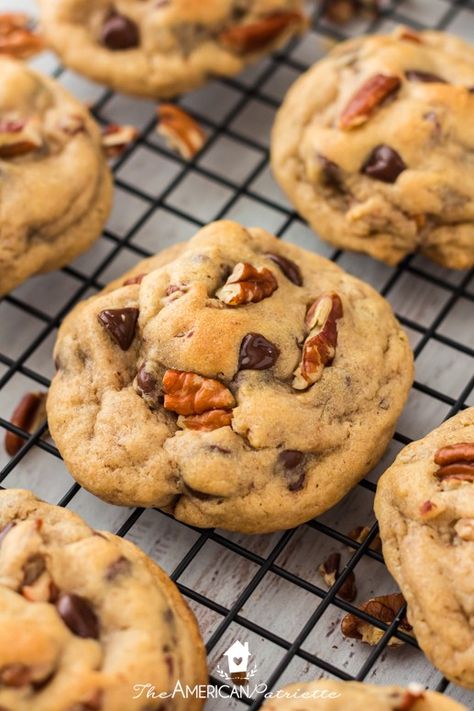 Cookies No Chill, Triple Chocolate Chip Cookies, Chocolate Chip Pecan Cookies, Gooey Cookies, Pecan Cookies, Cookie Dough Balls, Chewy Chocolate Chip, Toasted Pecans, Chewy Cookie