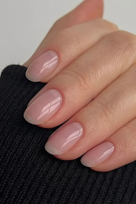 These “Tinted” Manicures Will Instantly Make Your Nails Glow | British Vogue Nail Routine, Natural Nails Manicure, Gel French Manicure, Nail Color Trends, Her Nails, Oval Nails, Neutral Nails, Clean Nails, Manicure Ideas