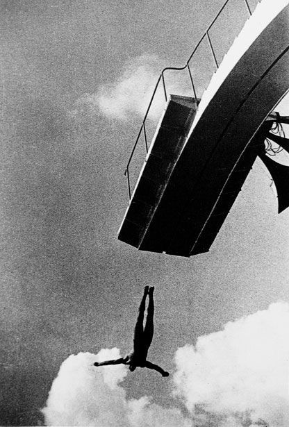 Rodchenko Photography, Varvara Stepanova, Aleksandr Rodchenko, Alexander Rodchenko, Russian Constructivism, Russian Design, Diving Boards, Diving Board, Moholy Nagy