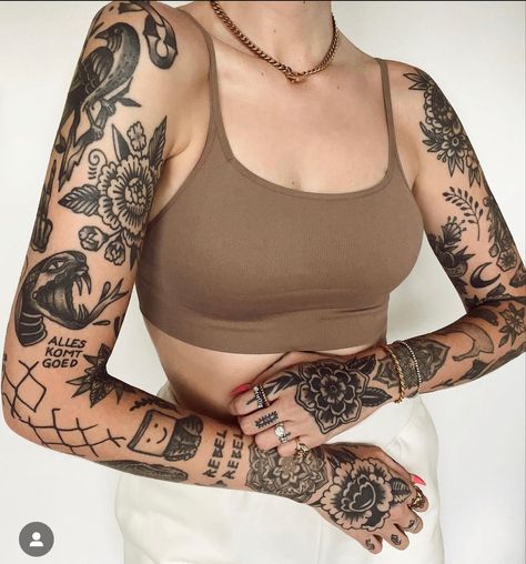 Traditional Tattoo Arm, Arm Cover Up Tattoos, Cover Up Tattoos For Women, Traditional Black Tattoo, Princess Tattoo, Traditional Tattoo Sleeve, Traditional Tattoo Art, Vibes Art, Horror Tattoo