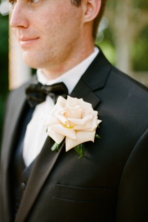 Pink rose boutonniere | photography by http://michellecrossphotography.com/ Gardenia Boutonniere, Gardenia Bouquet, Gardenia Wedding, Boutonniere Ideas, Casual Bridesmaid, Flower Girl Wreaths, Groom's Boutonniere, Succulent Bouquet Wedding, Purple Clematis