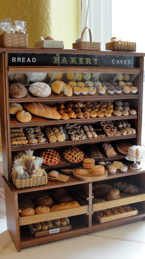 Bread Display, Bakery Shop Design, Bakery Interior, Bread Shop, Miniature Bakery, Bakery Display, Bakery Design, Bakery Shop, Bakery Bread