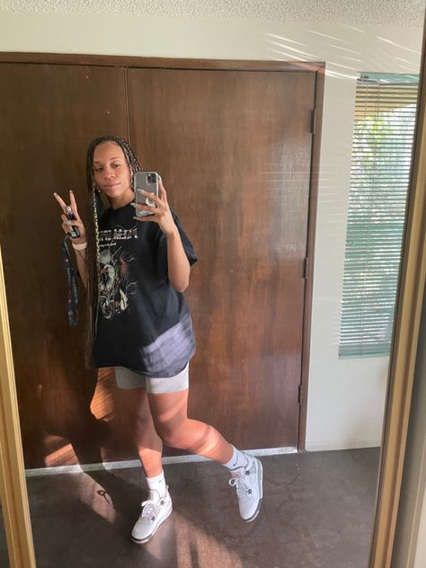 Outfits With Jordan 3 White Cement, Jordan Cement 3 Outfit, White Cement 3s Outfit, Jordan 4 Shorts Outfit, Jordan Craft 4s Outfits, Jordan 3 Cement Outfit, White Cement Reimagined 3s Outfit, Jordan 3 Outfit Women Summer, Oreo 4s Jordans Outfits