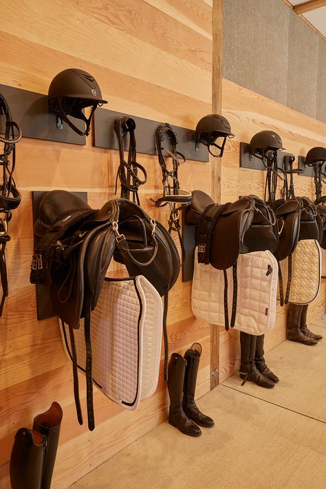 Tour a Private Dressage Facility in the Cascade Mountains - STABLE STYLE Saddle Room Ideas, Aesthetic Tack Room, Organized Tack Room, Fancy Tack Room, Tack Room Layout, Horse Stables Ideas, Horse Barn Organization Ideas, Barn Tack Room Ideas, Modern Horse Stable