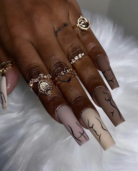 Coffee And Nails Aesthetic, Nude Nails On Dark Skin, Brown And Green Nails, Acrylic Nails With Rhinestones, Black And Nude Nails, Silhouette Nails, Painting Pots, Mom Fits, All Body Types