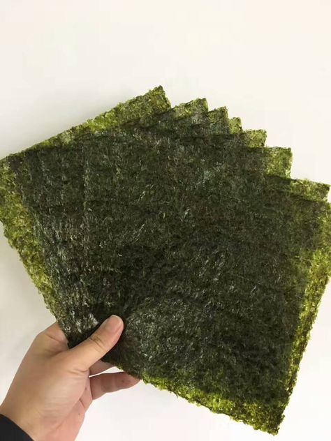 Seaweed Aesthetic, Menstrual Phase Foods, Seaweed Food, Hormone Cycle, Sushi Seaweed, Dorm Snacks, Nori Sushi, Korean Breakfast, Seaweed Chips