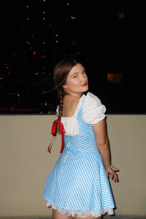 Dorthy Costume Ideas, Dorthy Costume, Indiana Jones Costume, Dorothy Halloween Costume, Halloween Costumes 2022, Dorothy Costume, Halloween Costumes To Make, Mother Dearest, Trio Halloween Costumes