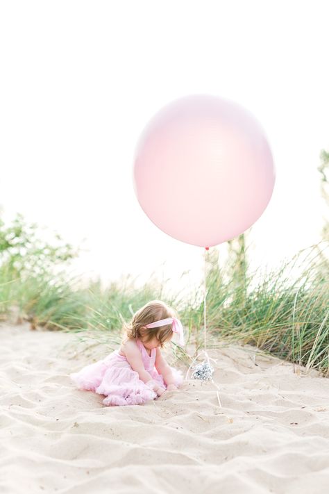 First Birthday Session on the beach | Laurenda Marie Photography | Michigan Family Photographer Beach First Birthday Pictures, 1st Birthday Beach Photoshoot, First Birthday Beach Photos, Strand Shoot, Buzz Birthday, Baby Beach Pictures, Baby Beach Photos, Beach Birthday Decorations, Beachy Birthday