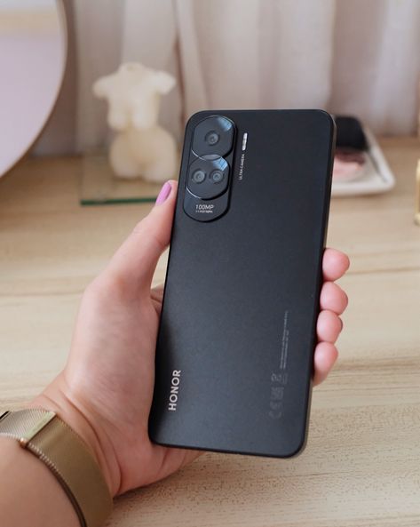 HONOR 90 Lite 5G: review, sample photos, and price - ruthdelacruz 90s Mobile Phone, Honor 200 Pro, Honor Phone, Realme 9i Phone, Honor 90, Huawei P30 Lite, Creative Iphone Case, Ring Displays, Eye Strain