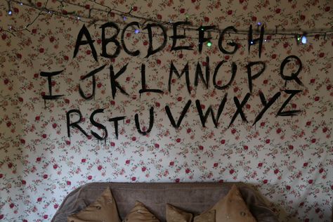 Stranger Things Wall & Fairy Lights.  Stranger Things Letter Wall Wall Fairy Lights, Wall Of Lights, Fairy Lights On Wall, Stranger Things Wall, Wall Of Light, Nerd Stuff, Letter Wall, Fairy Lights, Stranger Things