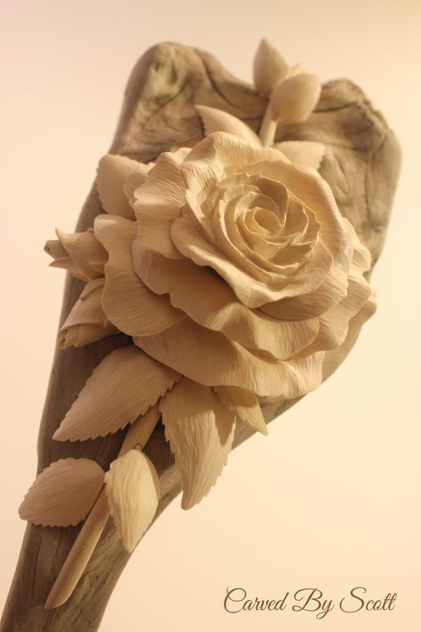 Hand Carved Wood Roses - Carved By Scott. Wedding gifts, art collections and special occasions... taking custom orders. Rose Carving, Wood Carving Set, Wood Roses, Wood Carving Faces, Wooden Roses, Daffodil Flower, Wood Carving Designs, Flower Carving, Wood Carver