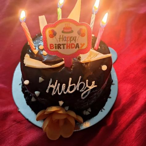 Cake birthday celebrations hubby birthday picture download Happy Birthday Hubby Cake, Happy Birthday Hubby Cake Images, Happy Birthday Hubby, Happy Birthday My Hubby, Bts Happy Birthday, Mehndi Designs Book, Beautiful Locations Nature, Girly Images, Cake Images