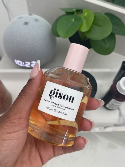 Gisou Hair Curler, Gisou Honey Infused Hair Perfume, Gisou Hair Oil And Perfume, Hair Perfume Gisou, Best Hair Perfume, Gisou Honey Lip Oil, Gisou Perfume, Hair Perfume Products, Gisou Hair Perfume